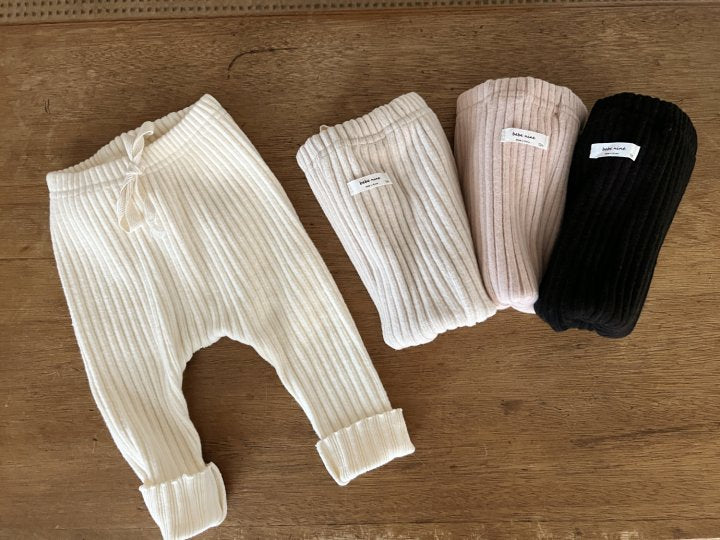 Ribbed Leggings in Beige, Ivory & Black